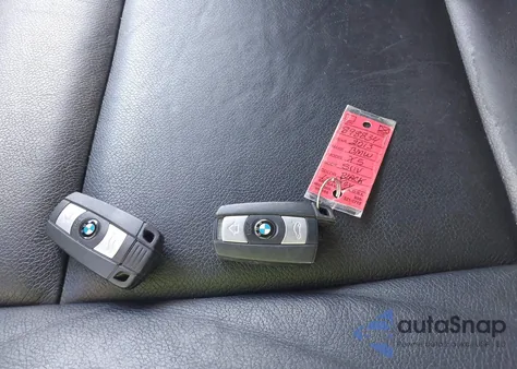 2013 BMW X5 xDrive50I z USA, uszkodzony, nr VIN 5UXZV8C58DL898834